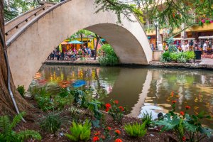 Explore the Famous River Walk