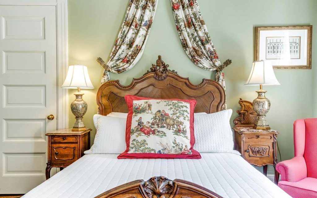 San Antonio, TX Bed and Breakfast 3 Top Rated Inns